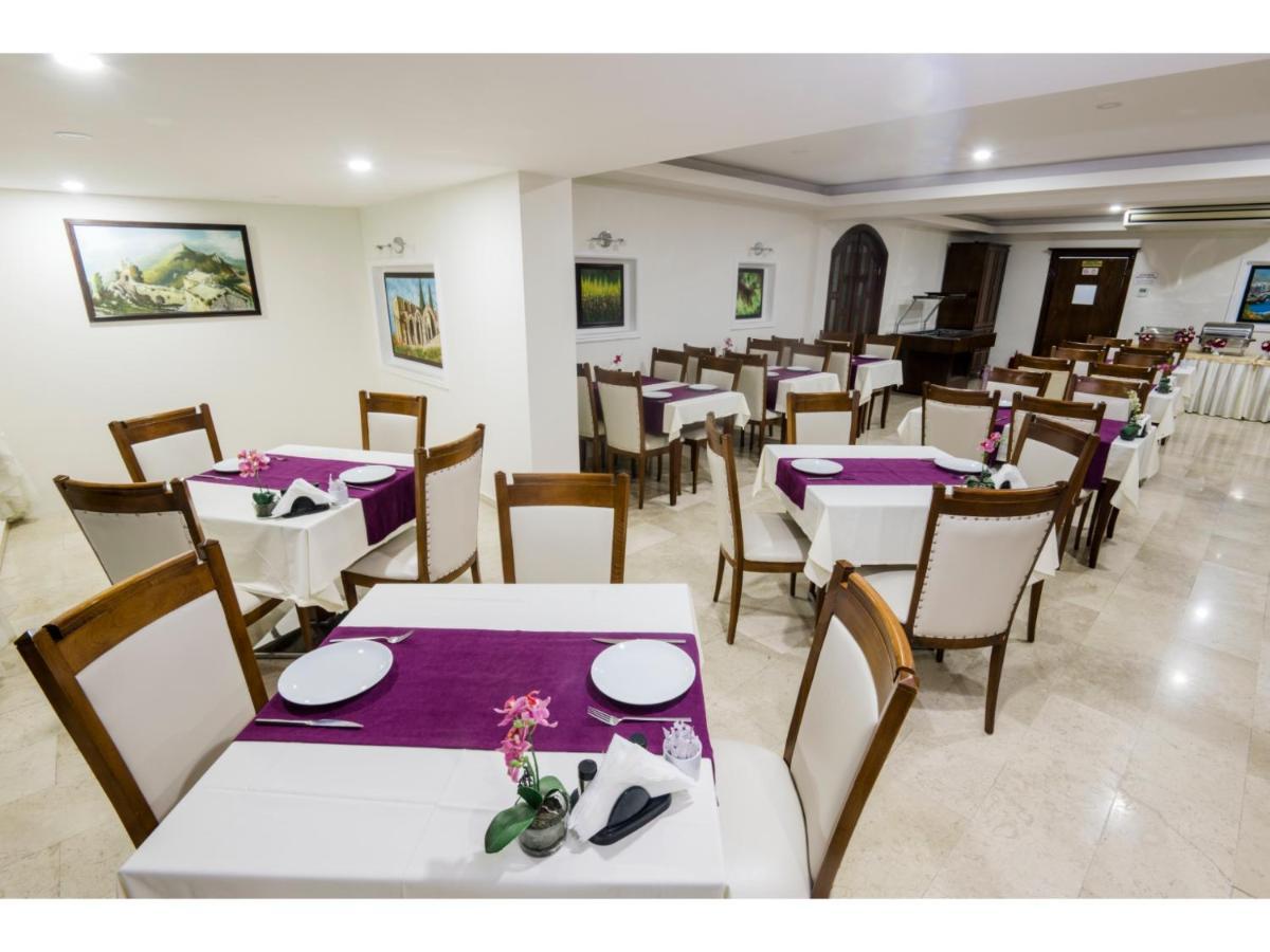 Sammy'S Hotel Кіренія Екстер'єр фото